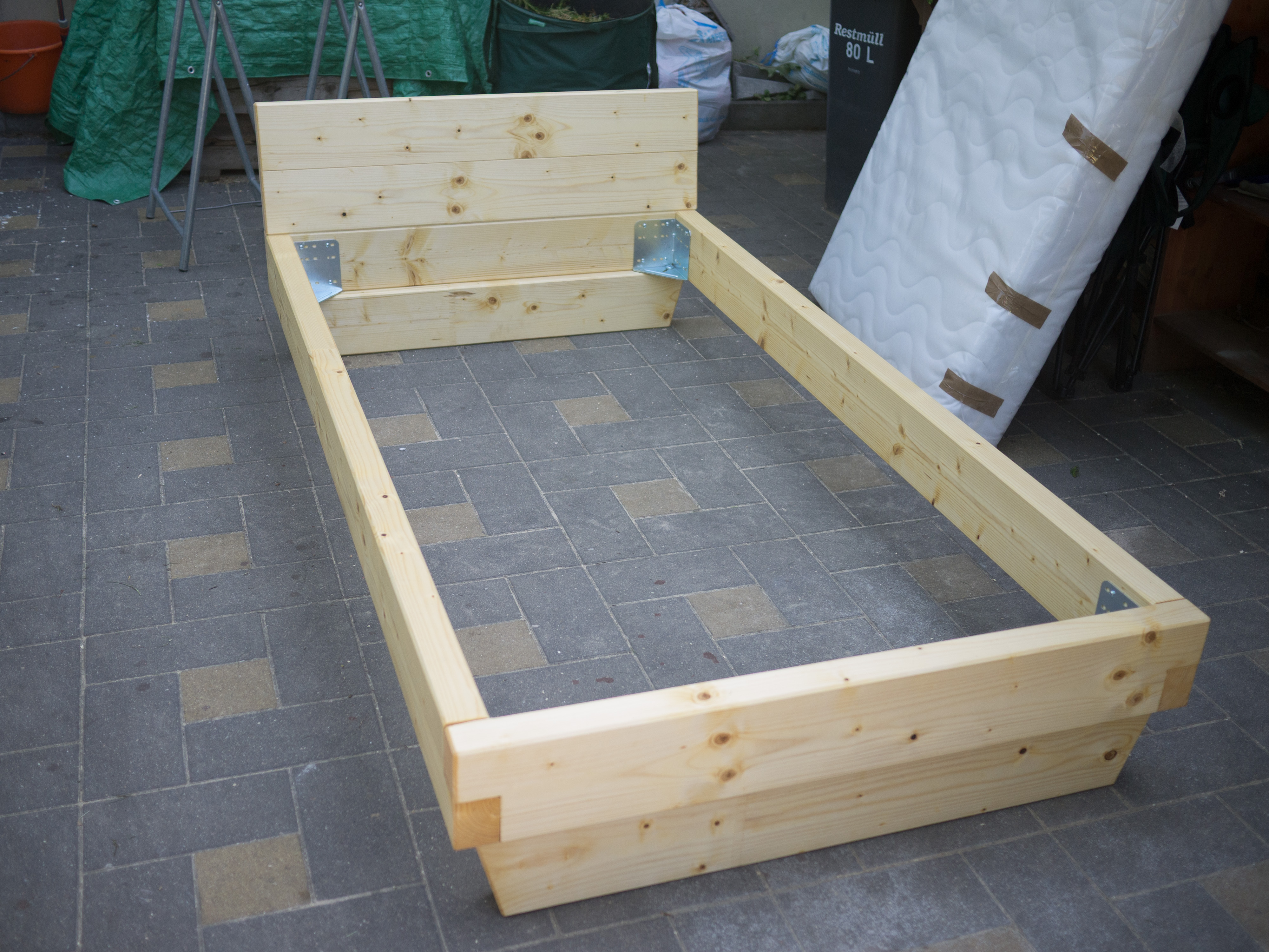 20170531 Balkenbett 019